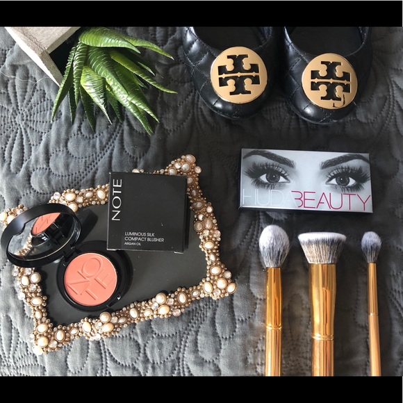 Note Luminous Silk Compact Blush - Picture 2 of 2